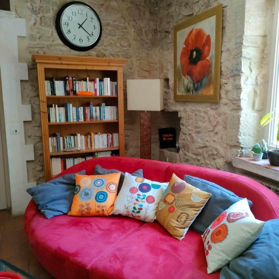 Le Mas Du Coquelicot Dions Exteriör bild